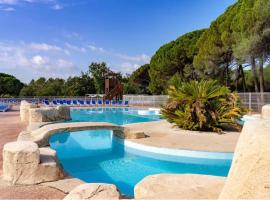 Location Camping Montana Parc 5 étoiles, hotel v destinaci Puget-sur Argens