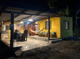 Refúgio em Corumbau - Chalé Rústico, Natureza, rede para relaxar e perto da PRAIA, hotel em Corumbau