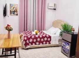N4 Studio Room Apartment Transient House Ground Floor near Abreeza Mall, SPMC, SM Lanang & USEP