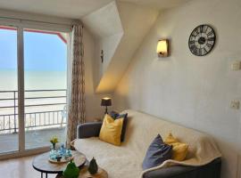 Le panoramique, hotel com piscina em Cayeux-sur-Mer