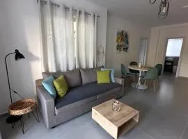 Blondie's apartments