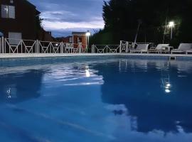 Pa&scaron;apkalpo&scaron;anās viesnīca Cantonavi Caba&ntilde;as pilsētā Minaklavero