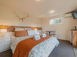 Orion Suite - Compact Stay with Essentials