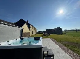 Combined Let for Farmhouse and Two Barns