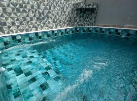 Casa em Itanhaém com Piscina Alto Padrão Próximo da Praia, ξενοδοχείο σε Itanhaem