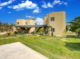 ELIVAAS Urvi Suites, Bengaluru, хотел в Kumbalgod