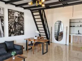 Nice Place To Stay - Rooftop Apartments
