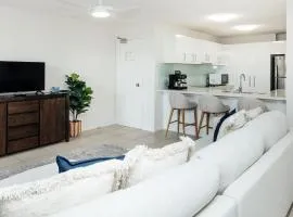 Marcoola Sands 6 - Pool to Beach