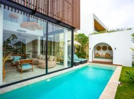Villa Oria Canggu - Brand new 3BR mediterranean Villa with Ricefield sunset view