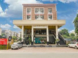 Hotel the Rasa at Vasundhara, ξενοδοχείο σε Ghaziabad