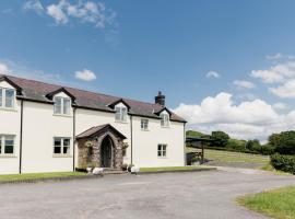 Tynrhyd Farm House, hotel v destinaci Devils Bridge