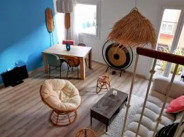 Tarifa central Duplex with private parking and patio