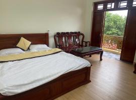 Nhà Nghỉ Tùng Nhiên, hotel a Yên Ha