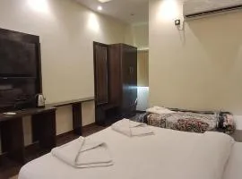 Hotel Madhuram Ayodhya