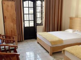 Hà Hương，位于下龙湾的旅馆