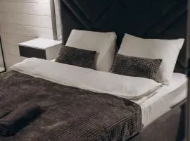 Forest Cliff Славське