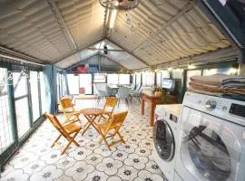 SIMI 23A Old Quarter 5-Story 4Studios 4BRs 6Beds for 10 Netflix Rooftop