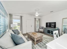 The 2BR Golf and Games Residence, villa in The Villages