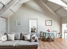 Finest Retreats - The Hayloft at Yealmpton