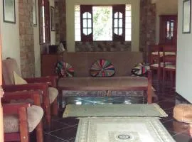 Giu Camacho -Country House