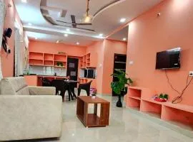 RUSHITHA HOMESTAY - NEAR To ALIPIRI- FREE WIFI - FAMILY STAY ONLY - ANDROID TV - DOOR SERVICE