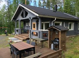 Kallio-Orava Villa with jacuzzi, hotel en Koljonkanta