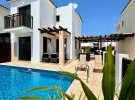 Villa ILIOS Cozy 2BR with Pool