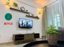 Mount Austin WIFI NETFLIX @HAUZ CINTA