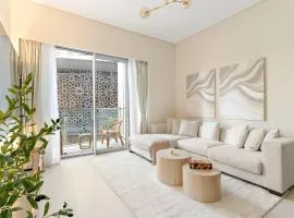 FIRST CLASS 2BR Luxurious Downtown Bliss