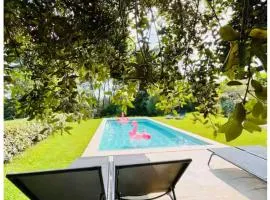 Authentique bergerie en pierre avec jacuzzi privé piscine et massages La grange des amoureux