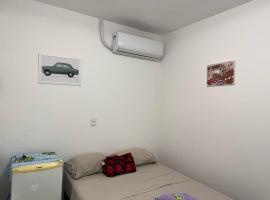 Suite 5, Casa Amarela, Primeiro Andar, hotel v destinaci Nova Iguaçu