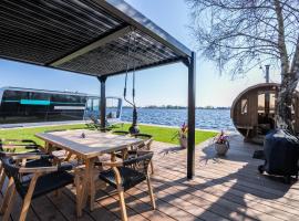 Villa Perla Mare - Sauna Experience - On a lake near Amsterdam, boat in Vinkeveen