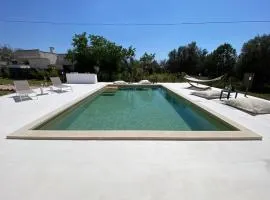 Symphony Sound Villa with Pool
