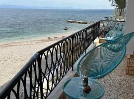 Fronte Mare Suite - Sea Front Luxury Suite With Private Beach Patio