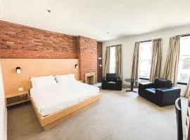 King Room at The Franklin Hotel on Water Street