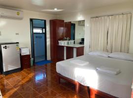 Baan Mon Hill Seaview Room, aparthotel v destinaci Ban Nong Chaeng
