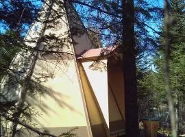 Aux Tipis de la Rivière Sauvage