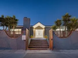 Bella Casa Pool Spa Min to Downtown Beaches