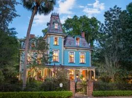 Magnolia Plantation & Cottages