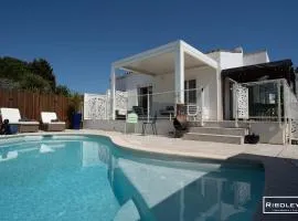Villa T4bis climatisée avec piscine privée et WIFI