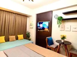 Young's Haven- Horizons 101 Condominium-Luxurious Studio with City view