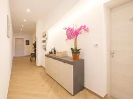 MaJaMy house