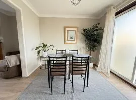 Perfect for workers, WiFi, Parking, Central location