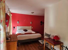 Hôtel Le Mont Barral، فندق في Creyers