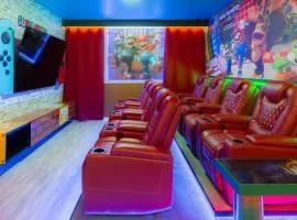 Brand New Home 8 BedroomsPoolSleeps 26