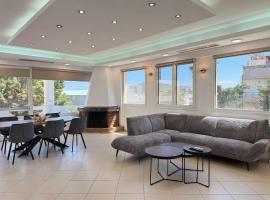 Beachfront 3bedroom apartment, hotel in Porto Rafti