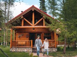 Baker Creek By Basecamp, hotel em Lake Louise