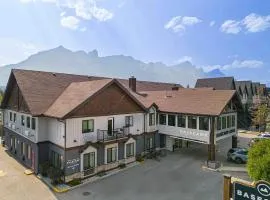 Basecamp Lodge Canmore