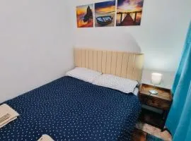 Room Close To Sea