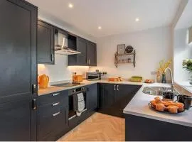 HG1- 4 bed house